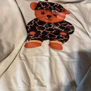 Cozy Beige Bear Graphic Women's Hoodie